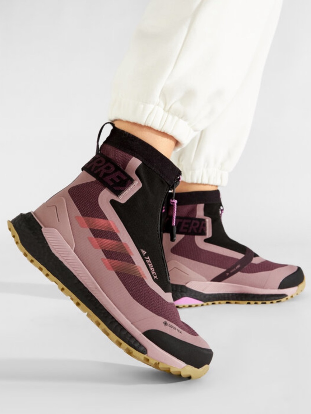 Adidas Terrex Free Hiker cold.Rdy Shadow Maroon Pulse Lilac size 8.5
